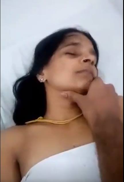 Urangum Manaiviyai – Full HD Video